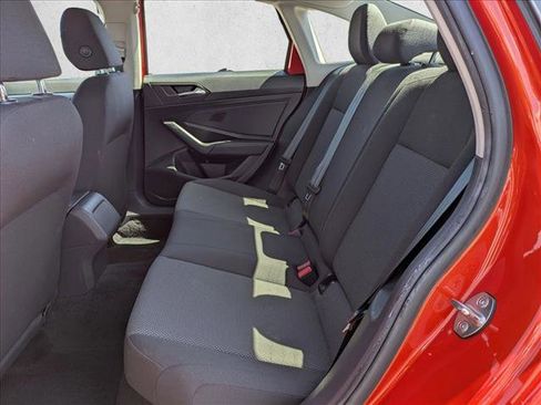 Used 2019 Volkswagen Jetta S w/ Driver Assistance Package FWD image 17