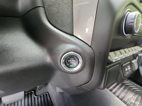 Certified 2025 Chevrolet Silverado 1500 Custom w/ Turbomax Blackout Package image 21