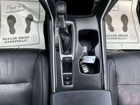 Used 2020 Honda Accord EX-L image 22