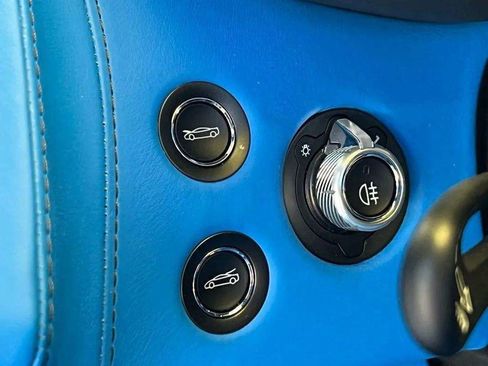 Used 2022 McLaren GT RWD image 20