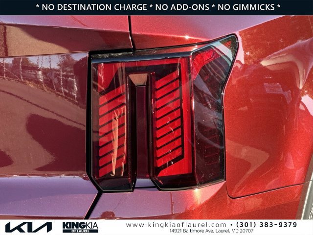 Used 2025 Kia Sorento SX AWD/4WD image 29