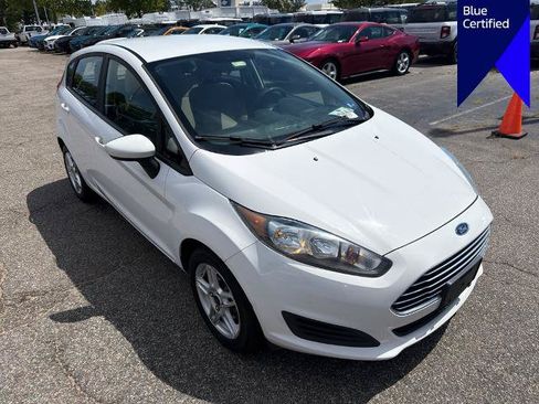 Certified 2019 Ford Fiesta SE FWD image 3