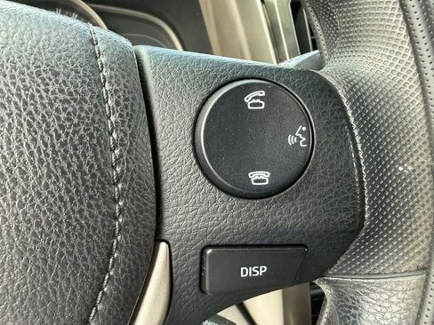Used 2015 Toyota RAV4 XLE AWD/4WD image 23
