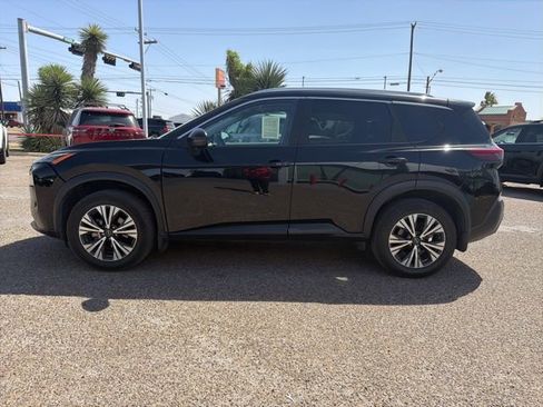 Certified 2023 Nissan Rogue SV w/ SV Premium Package image 3