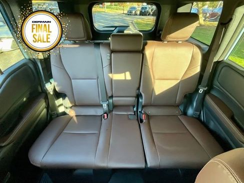 Used 2024 Toyota Land Cruiser image 13