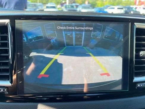 Used 2026 Chrysler Pacifica Select FWD image 26