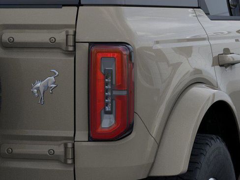 New 2025 Ford Bronco Outer Banks AWD/4WD image 21