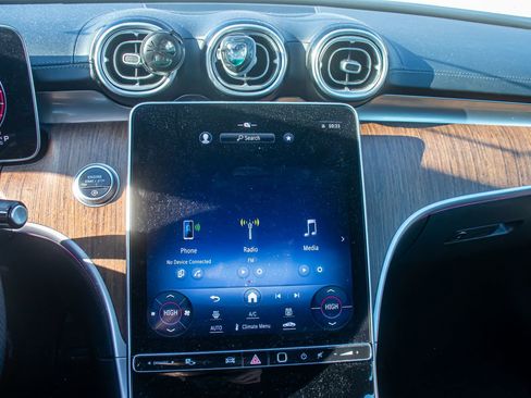 Used 2023 Mercedes-Benz C 300 4MATIC Sedan image 17