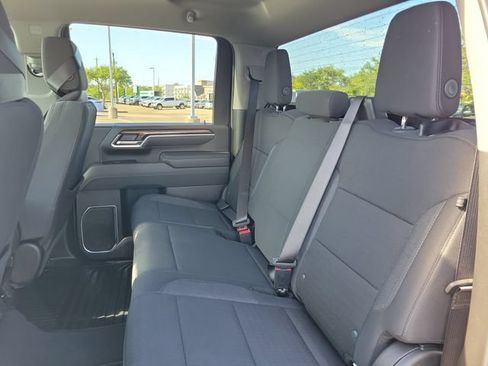 Used 2025 Chevrolet Silverado 2500 LT w/ Convenience Package AWD/4WD image 9