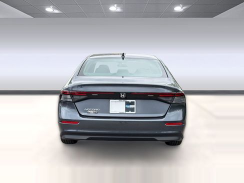 Used 2024 Honda Accord EX image 10