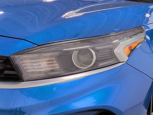 Used 2023 Kia Forte GT-Line w/ GT-Line Premium Package image 11