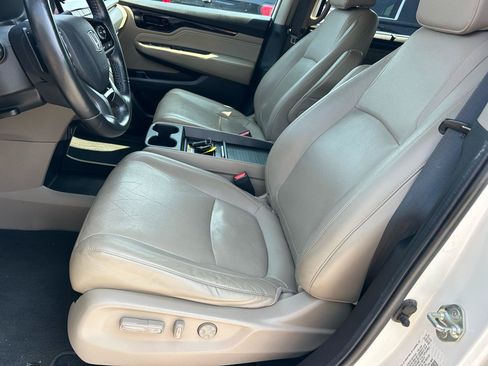 Used 2019 Honda Odyssey Elite image 6