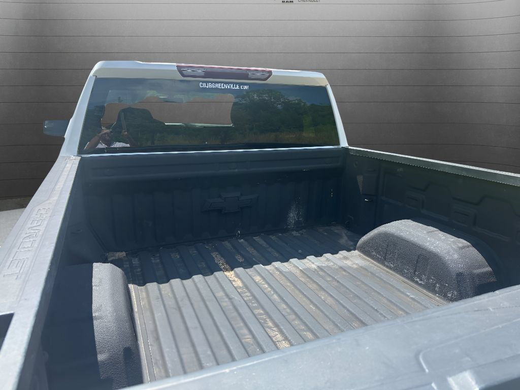 Used 2022 Chevrolet Silverado 1500 RST w/ Z71 Off-Road Package AWD/4WD image 24