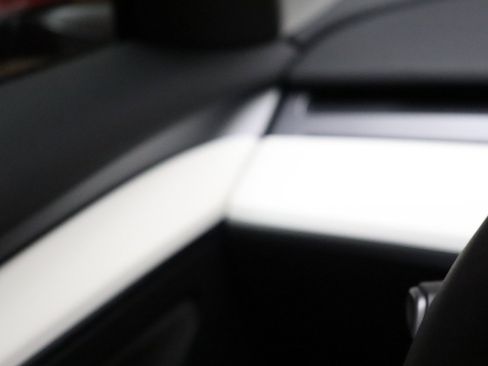 Used 2023 Tesla Model 3 Standard Range image 54