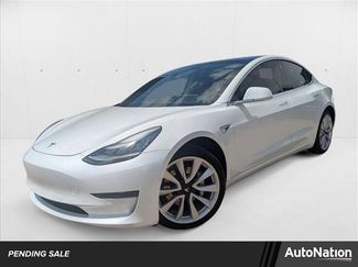 Used 2019 Tesla Model 3 Standard Range Plus image 1