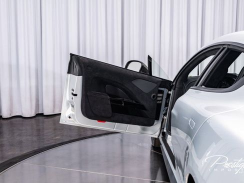 Used 2019 Aston Martin Rapide AMR image 35