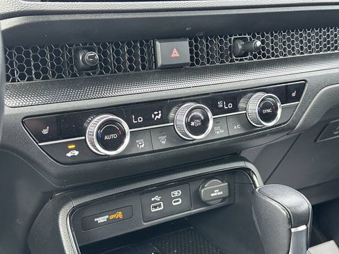 Certified 2025 Honda CR-V Sport-L image 19
