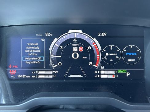 Used 2025 Toyota Tundra Platinum image 28