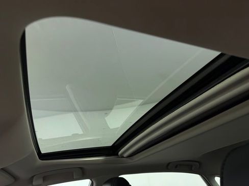 Used 2015 Toyota Avalon XLE Touring image 26