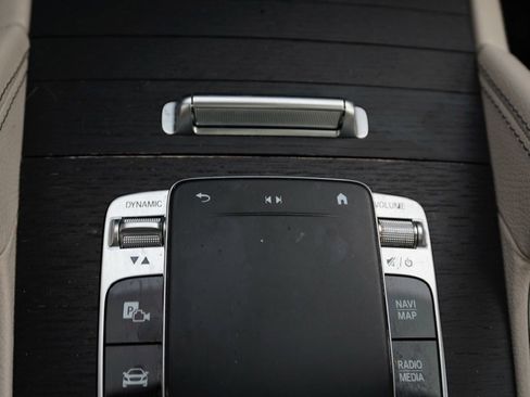 Used 2020 Mercedes-Benz GLE 350 4MATIC image 72