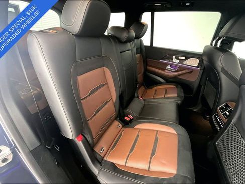 Used 2024 Mercedes-Benz GLS 63 AMG 4MATIC image 34