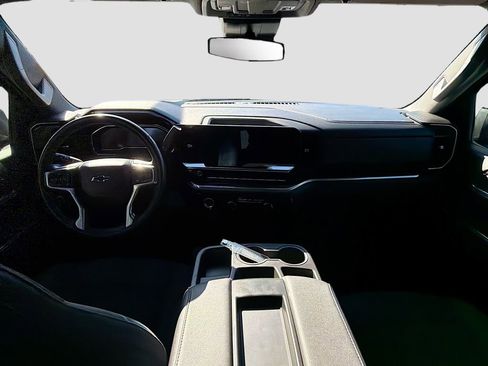 Used 2024 Chevrolet Silverado 1500 RST w/ Z71 Off-Road Package image 16