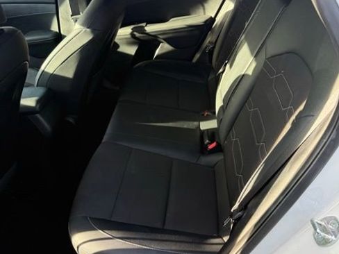 Certified 2023 Kia Forte GT-Line image 7