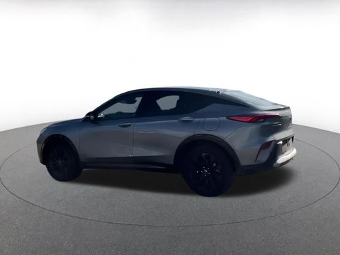 Used 2025 Buick Envista Sport Touring image 16