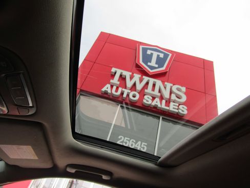 Used 2022 Kia Telluride EX w/ EX Premium Package image 22