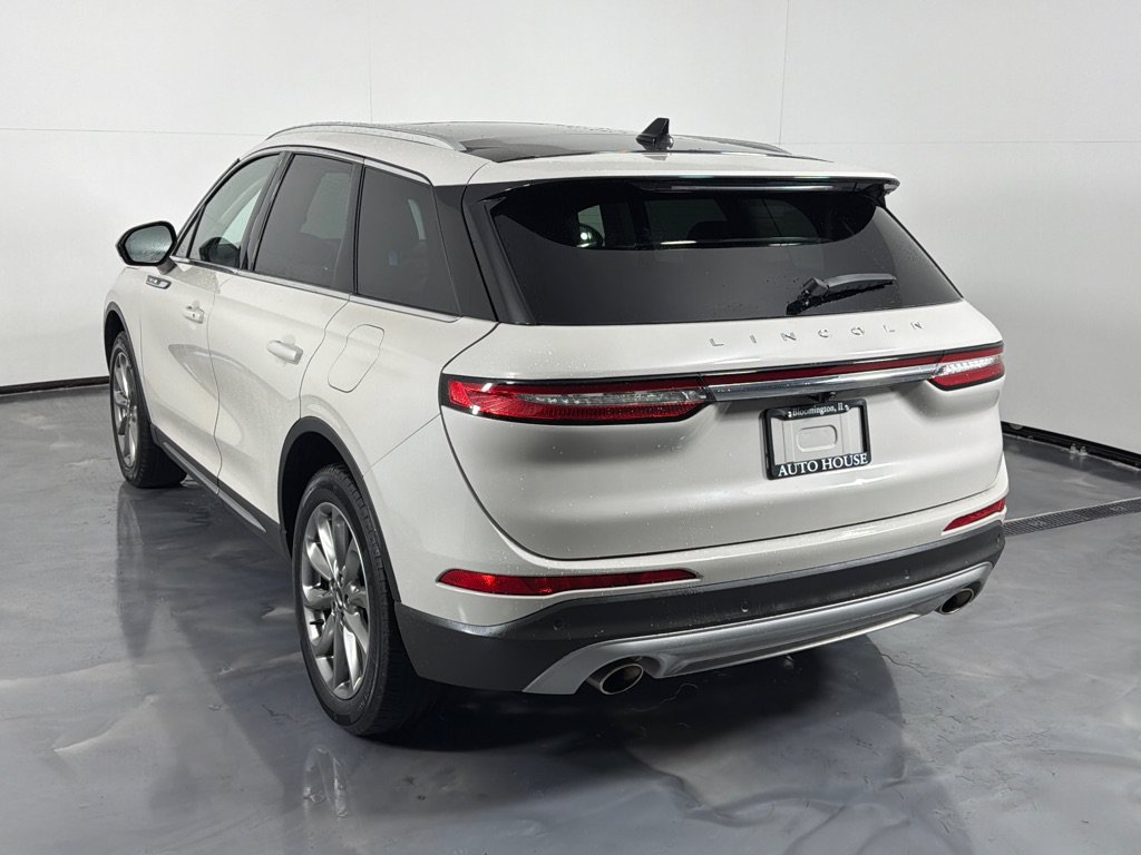Used 2022 Lincoln Corsair AWD w/ Premium Package image 7