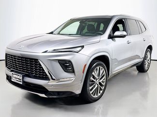 Certified 2025 Buick Enclave Avenir w/ Super Cruise Package AWD/4WD video 1