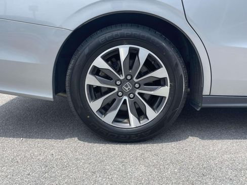Used 2023 Honda Odyssey EX-L image 7