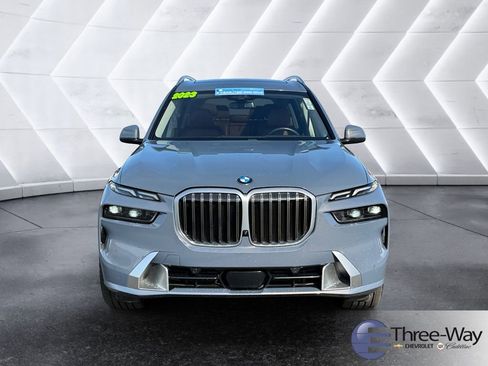 Used 2023 BMW X7 xDrive40i w/ Premium Package image 8