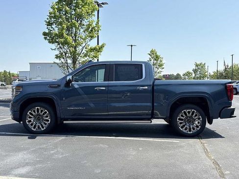 New 2026 GMC Sierra 1500 Denali Ultimate AWD/4WD image 32