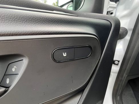 New 2025 Mercedes-Benz Sprinter 2500 image 9