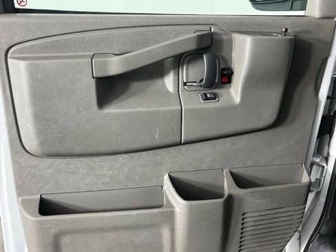 Used 2024 GMC Savana 2500 w/ Driver Convenience Package RWD image 17