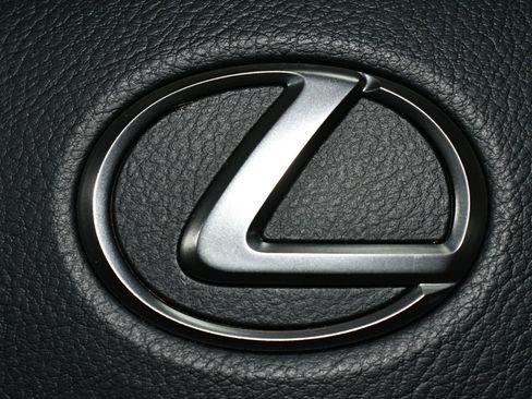 Used 2023 Lexus RC 350 Premium image 31