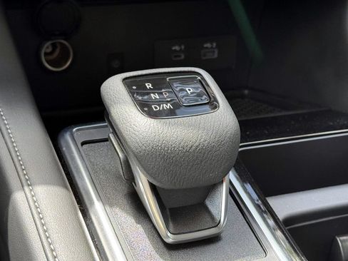 Certified 2025 Nissan Pathfinder SL AWD/4WD image 35