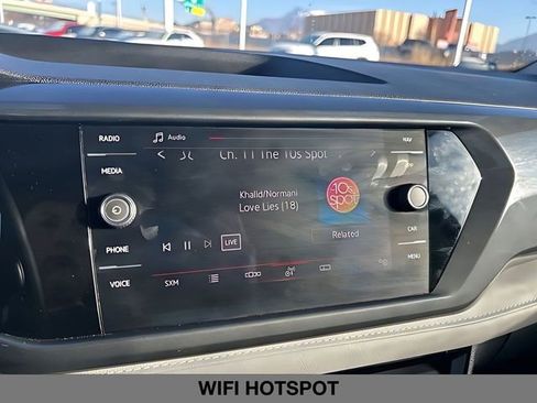 Used 2023 Volkswagen Taos SEL image 23