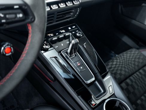 Certified 2026 Porsche 911 Carrera 4S AWD/4WD image 19