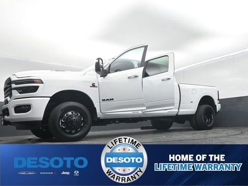 New 2026 RAM 3500 Laramie w/ Night Edition AWD/4WD image 69
