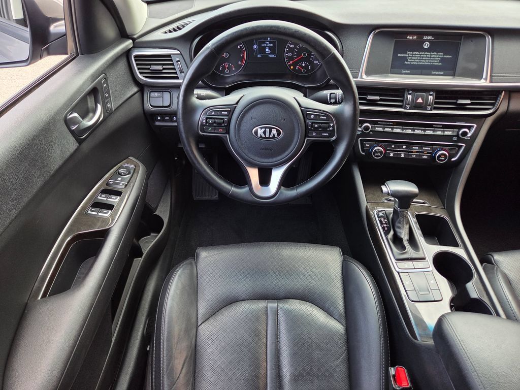 Used 2017 Kia Optima EX FWD image 4