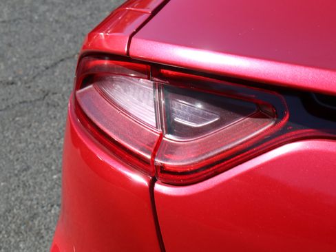 Used 2019 Kia Stinger GT2 image 8