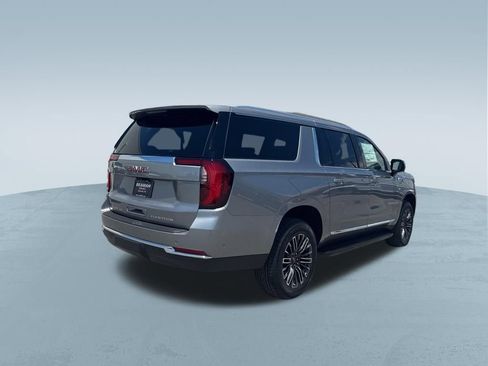 New 2026 GMC Yukon XL Elevation w/ Elevation Premium Package AWD/4WD image 9