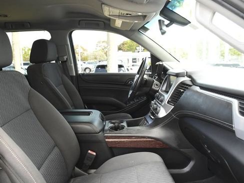 Used 2018 GMC Yukon SLE w/ SLE Value Package image 26