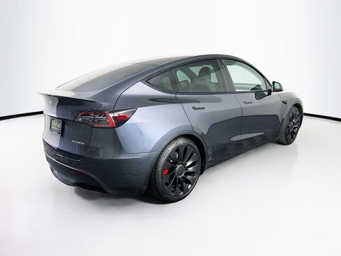 Used 2022 Tesla Model Y Performance image 9