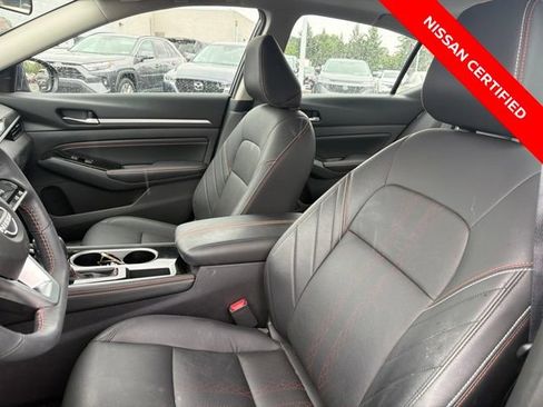 Certified 2023 Nissan Altima 2.5 SR w/ SR Premium Package FWD image 10
