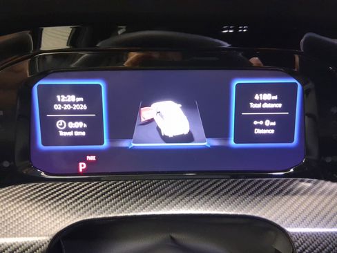 Used 2025 Volkswagen Golf R Black Edition image 24