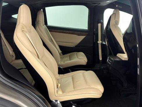 Used 2016 Tesla Model X 90D AWD/4WD image 16