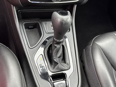 Used 2020 Jeep Cherokee Altitude image 36